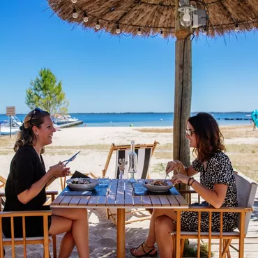 Nos restos au bord de l’eau