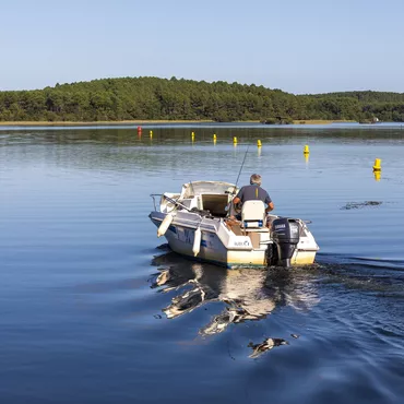 Où louer un bateau à moteur...