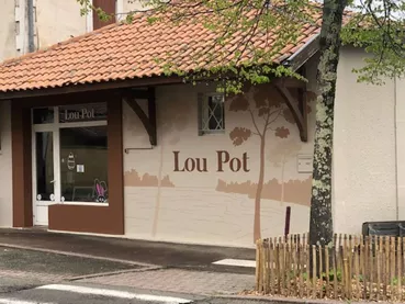 Lou Pot Façade Lou Pot Façade