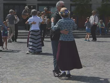 bal-danse