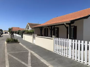 Castera facade Castera facade