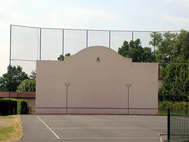 fronton-40200-sainte-eulalie-en-born-france-225_0