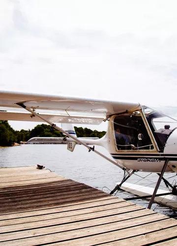 Flug im Wasserflugzeug