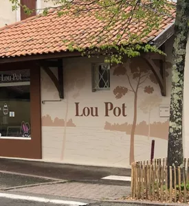 Lou Pot Façade