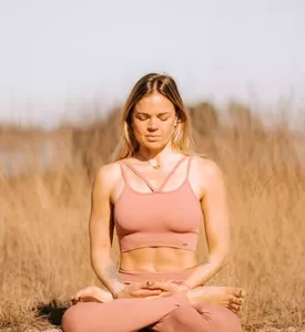 Maria Zavarina Yoga 4