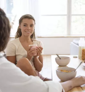 sophro-brunch-freepik