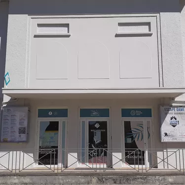 Bureau de l'Office de Tourisme de Biscarrosse-Ville Bureau de l'Office de Tourisme de Biscarrosse-Ville