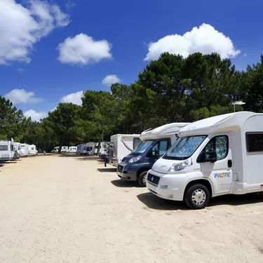 Aire de camping-car à Biscarrosse et autour des Grands Lacs dans les Landes