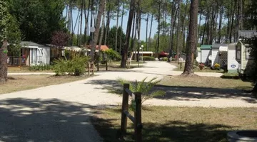 Camping Les Echasses - Gastes