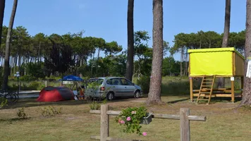 camping-les-echasses-emplacement